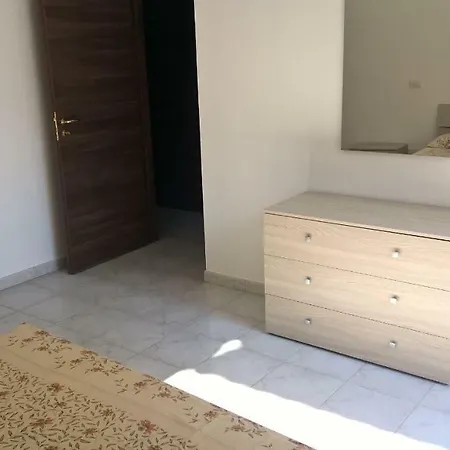 In Centro A 100m Dal Mare Casa vacanze *